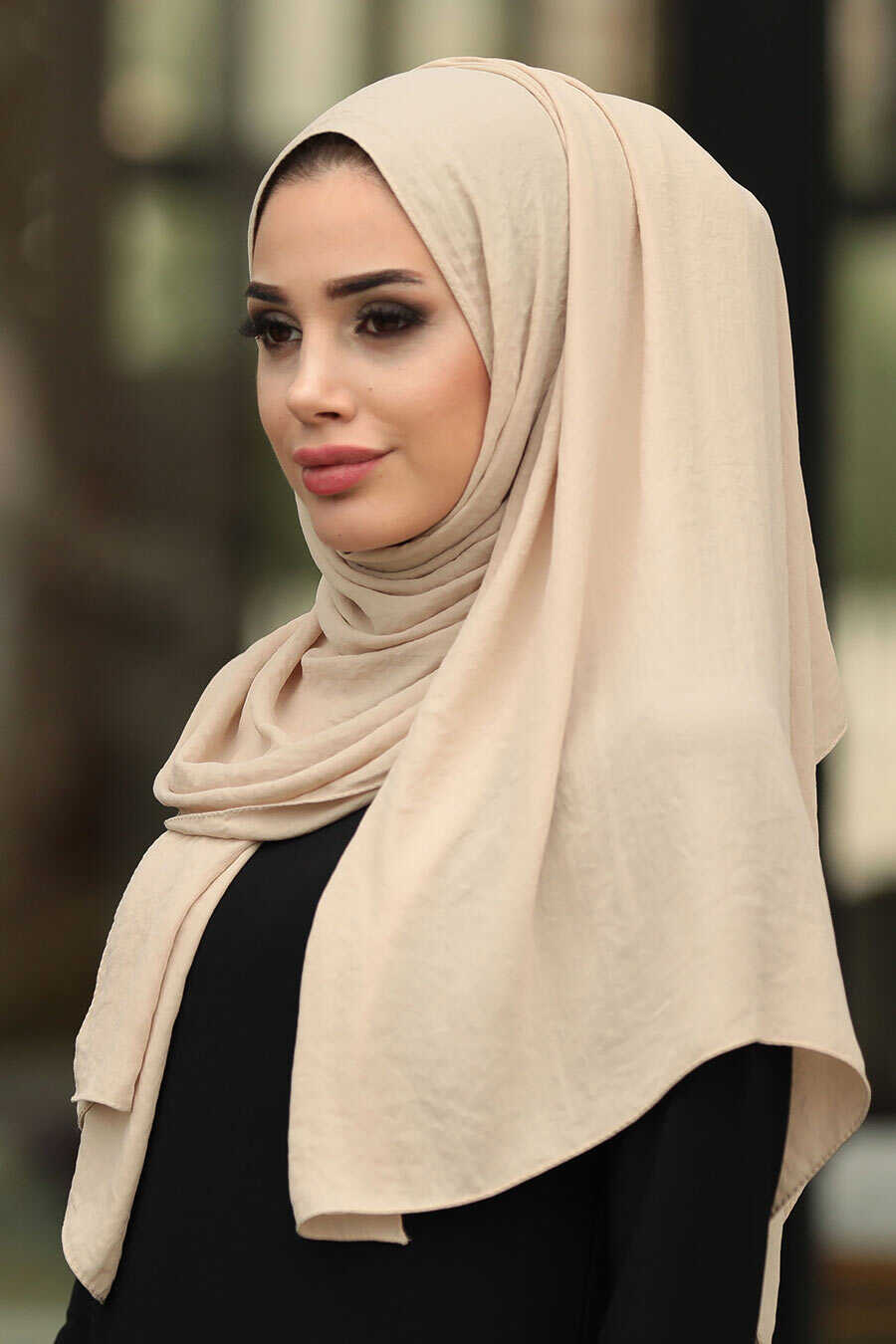 Beige Hijab Shawl 7513BEJ - Neva-style.com